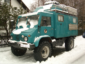 Unimog im Schnee